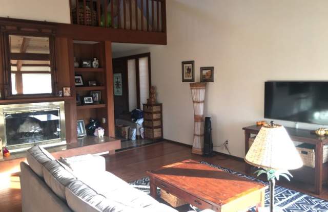 1832 Centro West St Gallery 4