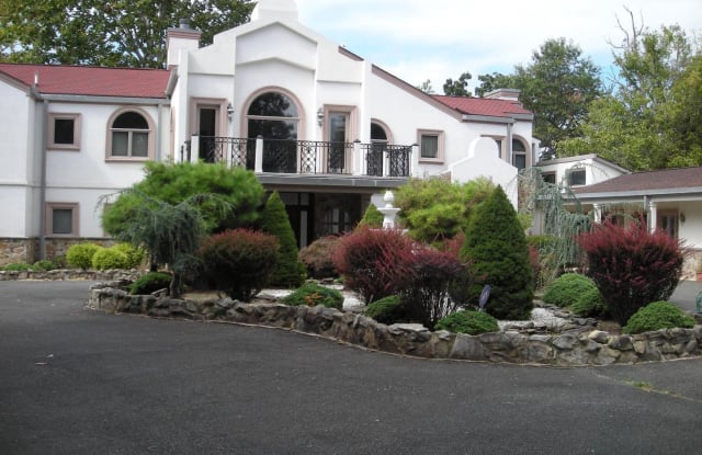 12331 HATTON POINT RD - 12331 Hatton Point Road, Fort Washington, MD 20744