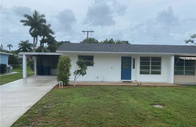 443 SE Fini Drive - 443 Southeast Fini Drive, Stuart, FL 34996