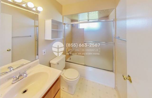 464 Bryan Avenue Unit E Gallery 3