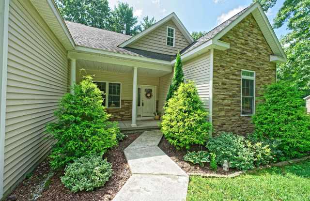 312 VISCHER FERRY RD Gallery 2