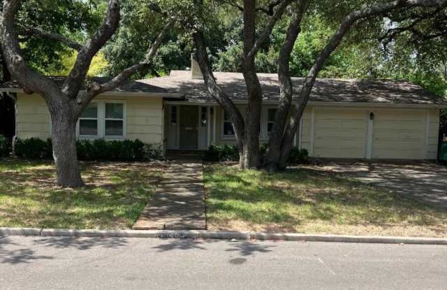140 W Edgewood Pl photos photos