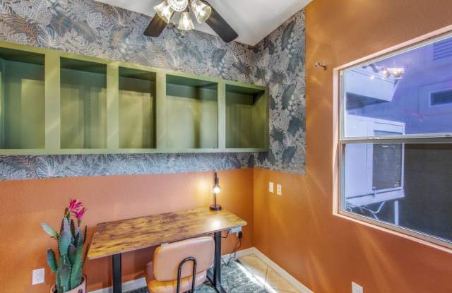 1800 Burgundy Dr Gallery 4
