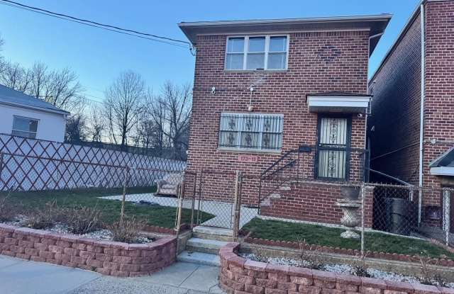 17311 Booth Memorial Avenue photos photos