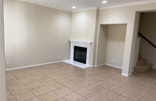 187 Wild Lilac Gallery 3