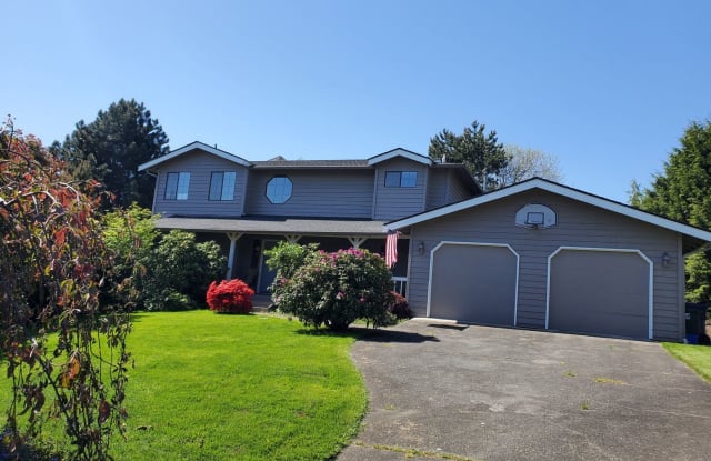 3606 Larchmont Ave NE - 3606 Larchmont Avenue Northeast, Tacoma, WA 98422