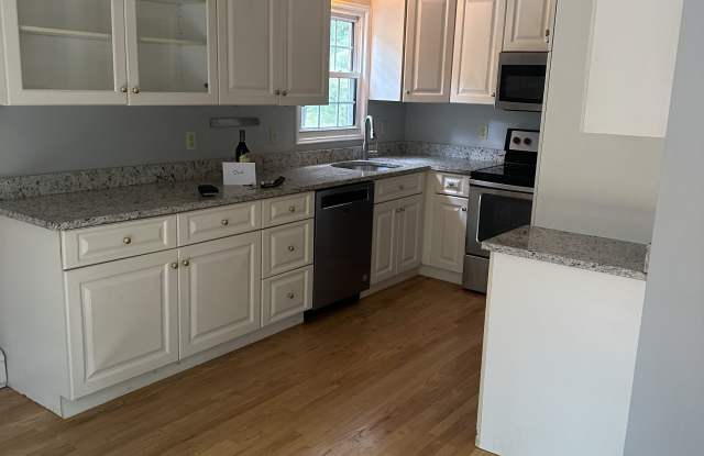 53 Oakridge Drive Gallery 2