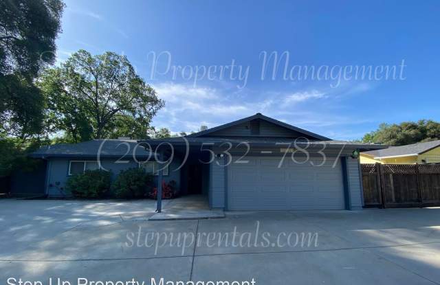 11221 Racetrack - 11221 Racetrack Road, Tuolumne County, CA 95370