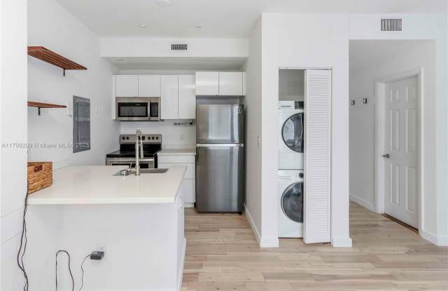737 Jefferson Ave photos photos