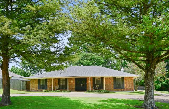 2033 Pollard Parkway Gallery 2