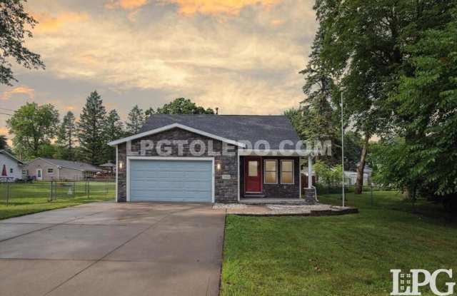 7044 Springfield Dr photos photos