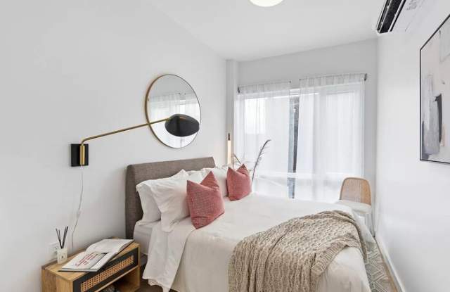 335 Linden Boulevard - 335 Linden Boulevard, Brooklyn, NY 11226