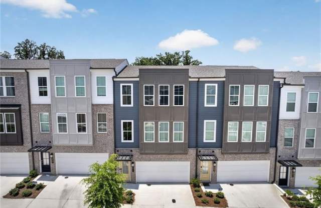 1445 Creekside Circle Gallery 2