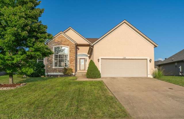 Available NOW! - 828 South Cobble Creek Boulevard, Nixa, MO 65714