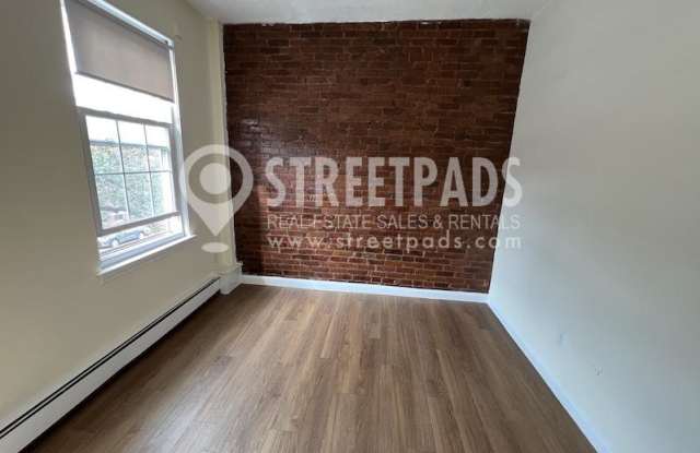 58 South Huntington Ave. Gallery 4