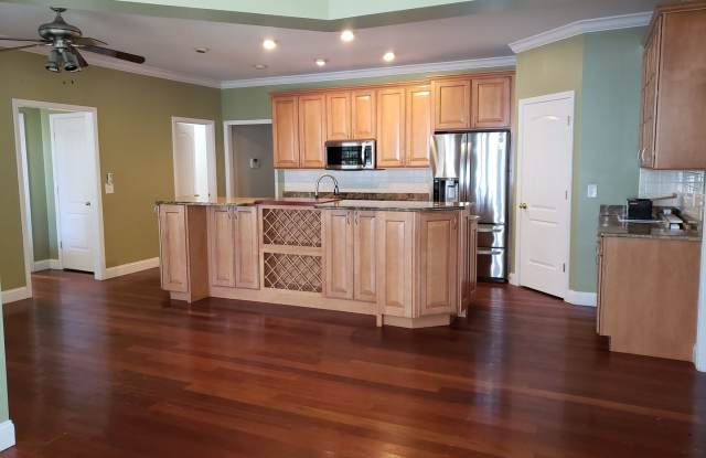 6215 Pebble Shore Lane Gallery 3