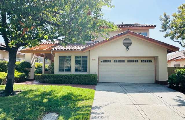 Luxury Remodeled 4 Bedroom Residence in a Prime Central Location photos photos