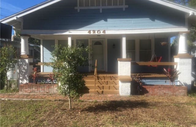 4204 N SUWANEE AVENUE - 4204 North Suwanee Avenue, Tampa, FL 33603