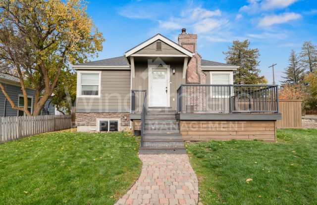 Bright, Charming Home with Modern Features and Exceptional Indoor–Outdoor Space Kendall Yards - 2008 West Bridge Avenue, Spokane, WA 99201