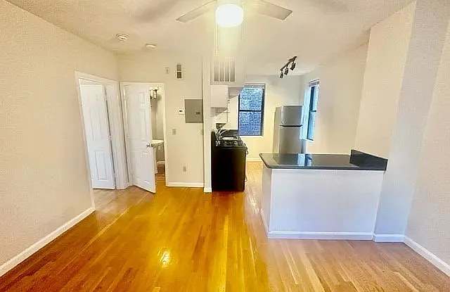 44 Clark St # 2 photos photos