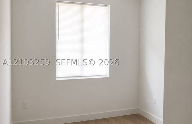 18933 SW 344th Ter Gallery 1