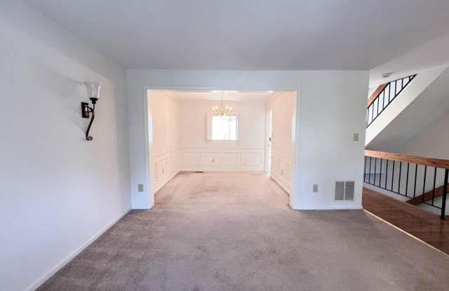 1951 HICKORY HILL Lane Gallery 3