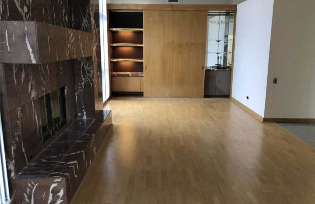 1647 Veteran Avenue Gallery 4