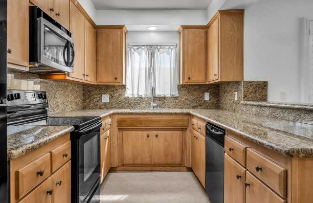 810 Edgewood St photos photos