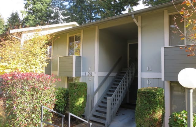 123 S 340th St #G - 123 South 340th Street, Federal Way, WA 98003