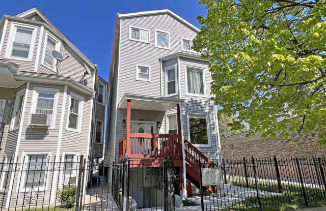 1807 N Lawndale Avenue unit: 3 photos photos