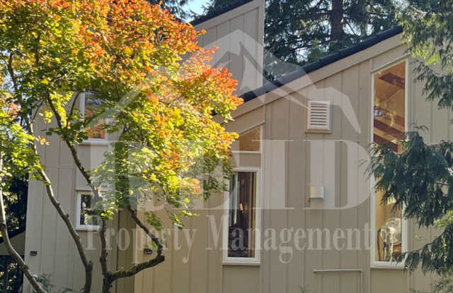 Cozy Huge 1 Bed with Loft and 2.5 Bath - Hansville - 5917 Northeast Cedar Court, Hansville, WA 98340
