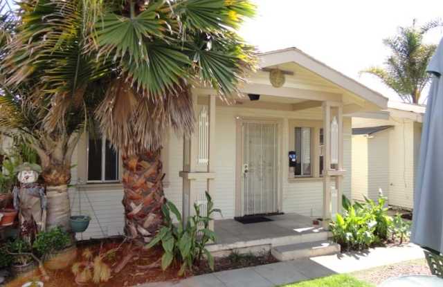 Two Bedroom One Bath Cottage with Hardwood Floors and Patio! Move in Special $1000 off 1st Month's Rent!! photos photos
