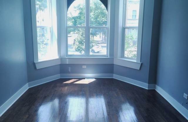 1661 S Homan Avenue Gallery 2