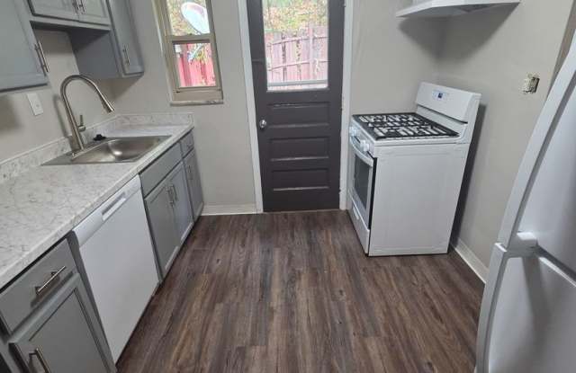 671 - 930-944 Sleepy Hollow Rd. photos photos