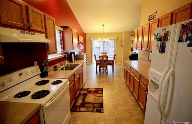 9079 Rockhill Lane Gallery 2
