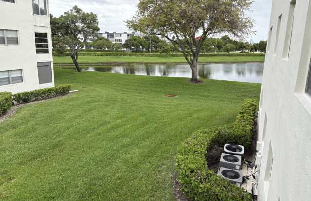 112 C Preston Way photos photos