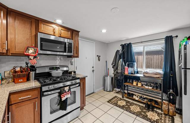 2Bed/1Bath in the Heart of Sloan’s Lake! Gallery 4