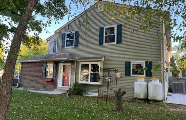 289 S FLINT CT - 289 Flint Court, Bucks County, PA 19067