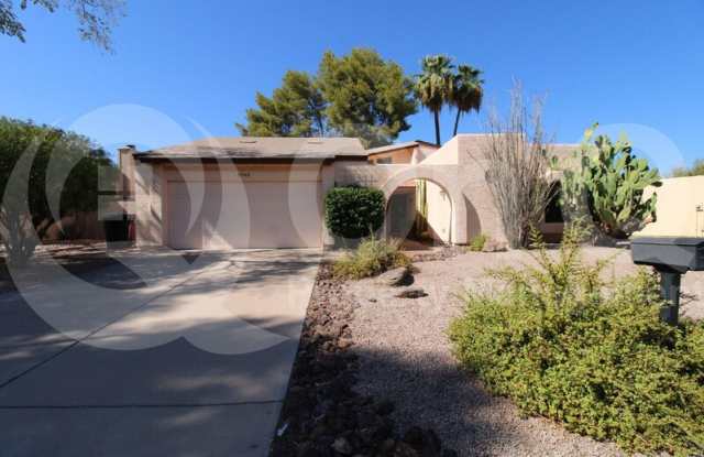 7746 East Rovey Avenue - 7746 East Rovey Avenue, Scottsdale, AZ 85250