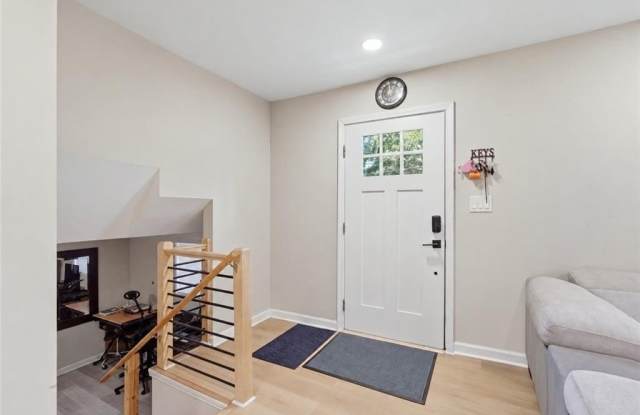 3316 Alcazar Drive SW Gallery 4