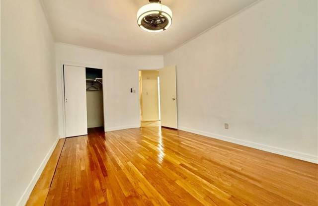 6701 12th Avenue Gallery 3