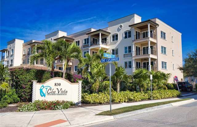 830 THE ESPLANADE N photos photos