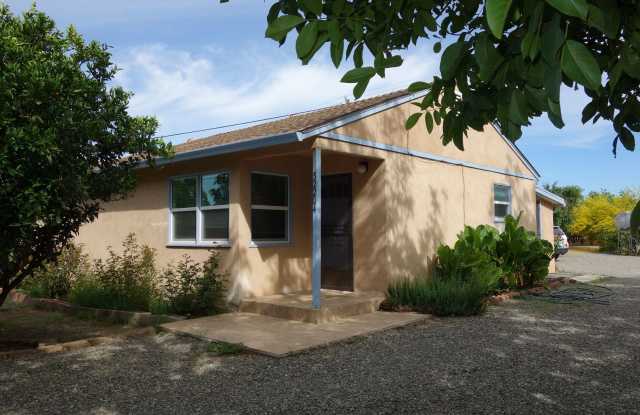 Cute Country Living! - 32204 Russell Boulevard, Yolo County, CA 95694