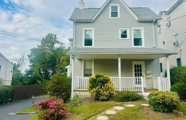 7 OVERLOOK Avenue unit: B - 7 Overlook Avenue, Willow Grove, PA 19090 7 OVERLOOK Avenue unit: B - 7 Overlook Avenue, Willow Grove, PA 19090