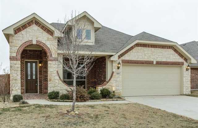 808 Forest Heights Drive Gallery 2