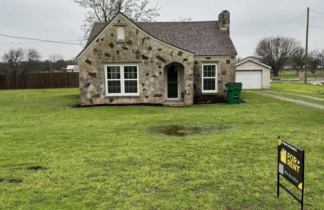 207 Frederick Street - 207 Frederick Street, Ponder, TX 76259 207 Frederick Street - 207 Frederick Street, Ponder, TX 76259