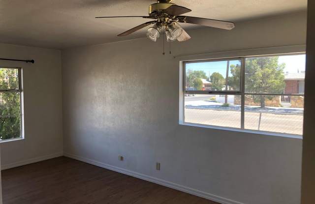 8613 MOUNT SHASTA Drive Gallery 4