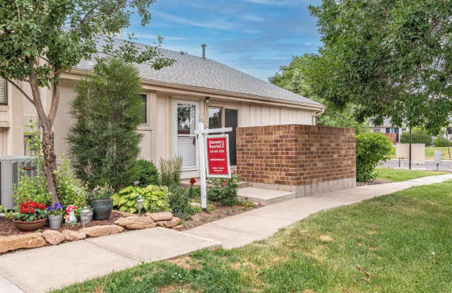 Gorgeous Thornton Three Bedroom Ranch! Gallery 1