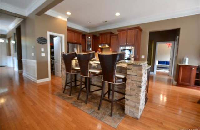 9887 Fern Dancer Court Gallery 4