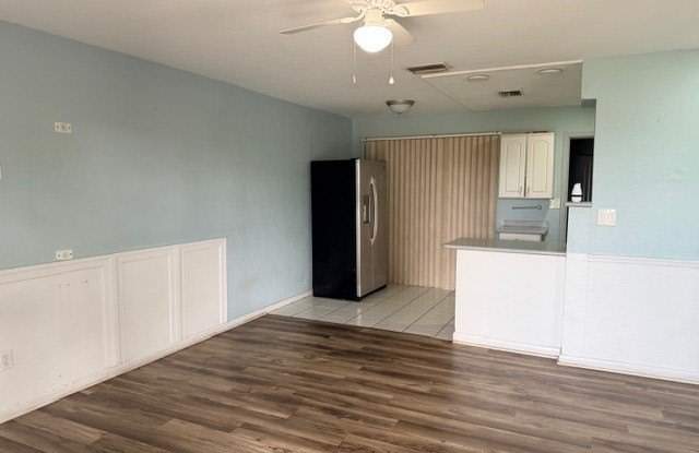 1113 Vineyard Street photos photos